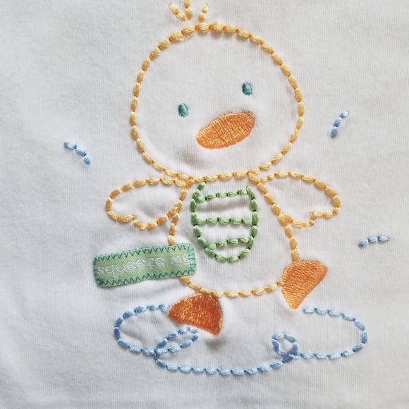 Duckie onesie - Picture 2 of 3